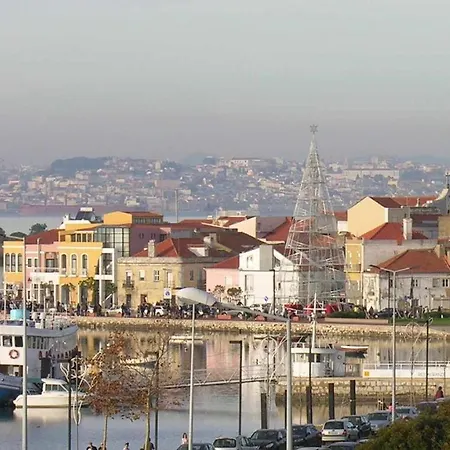 Legendary Bay Apartamento Tematico Seixal (Setubal)