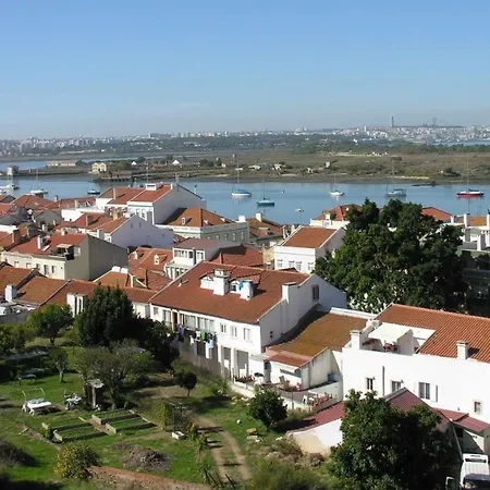 Legendary Bay Apartamento Tematico Seixal (Setubal)